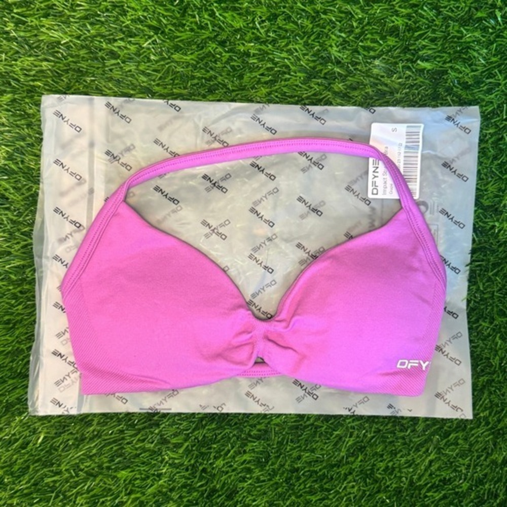 Dfyne impact strappy bra grape small